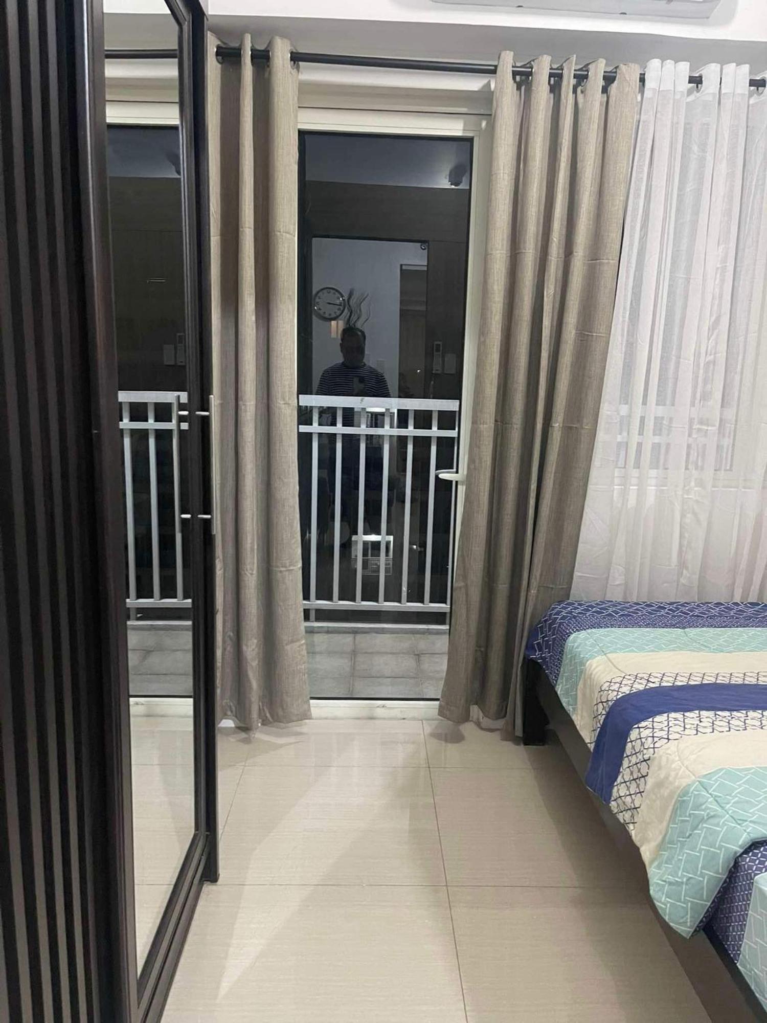 Shore 1 & 3 Residences Moa 1Br With Balcony By Darpm Manila Exterior photo